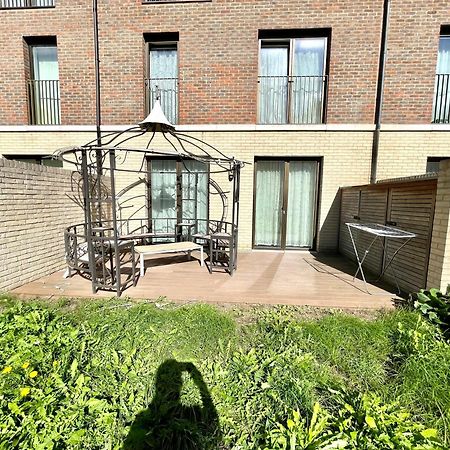 London Stratford Luxury House, 5 Minutes Walk Station, Westfield, 3 Bedrooms 3 Bathrooms, Reception, Garden, Parking Eksteriør billede