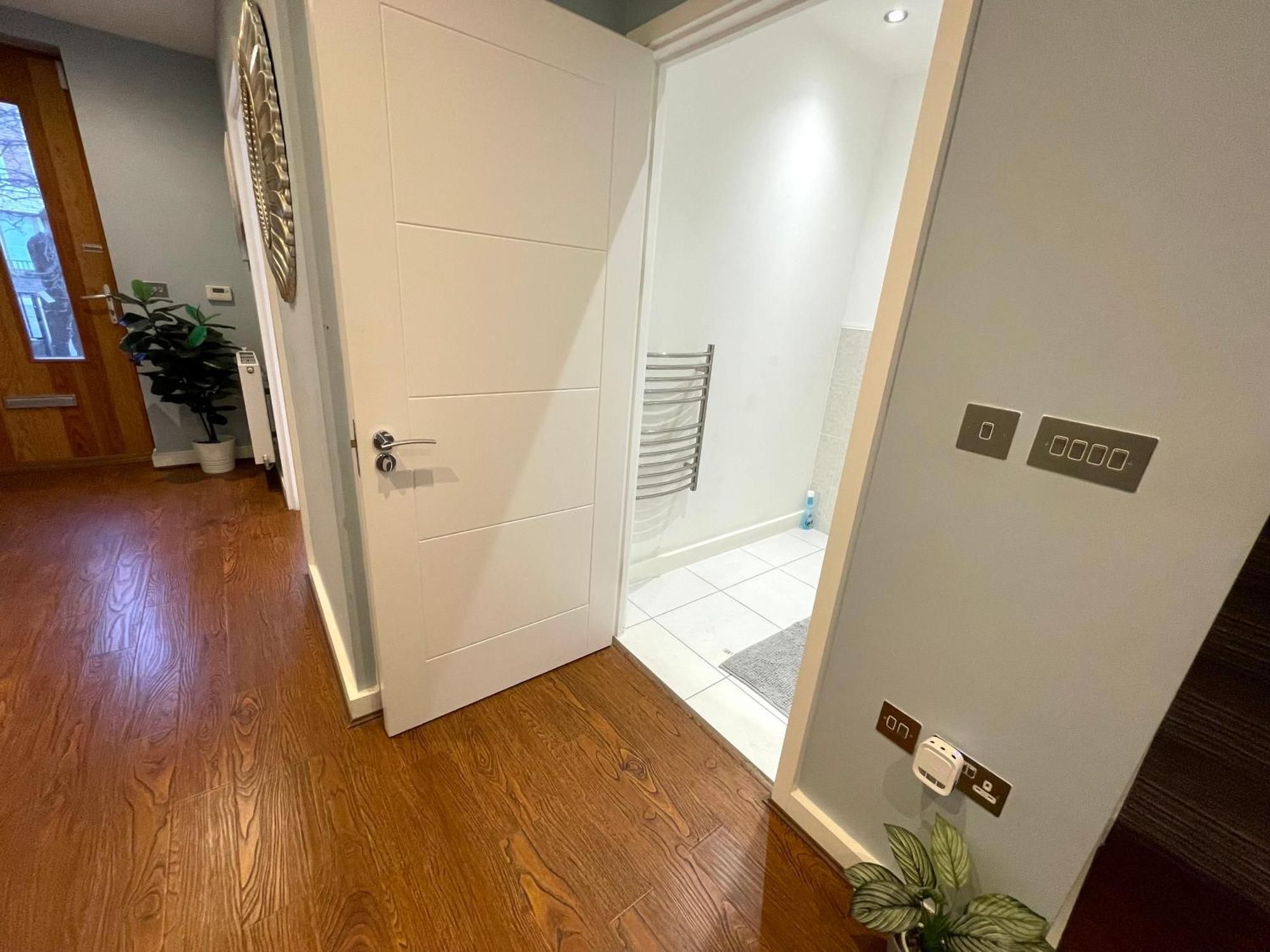 London Stratford Luxury House, 5 Minutes Walk Station, Westfield, 3 Bedrooms 3 Bathrooms, Reception, Garden, Parking Eksteriør billede